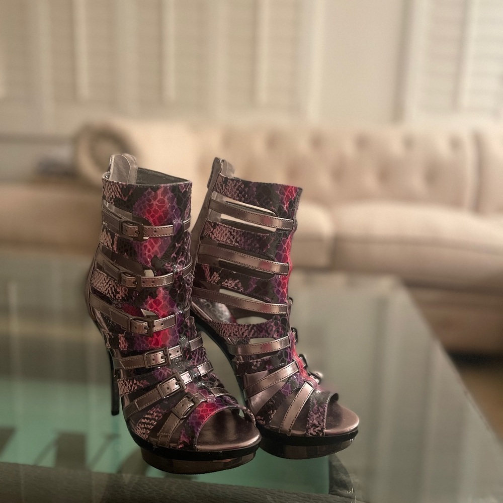 Stylish Pink Strappy Women's Heels